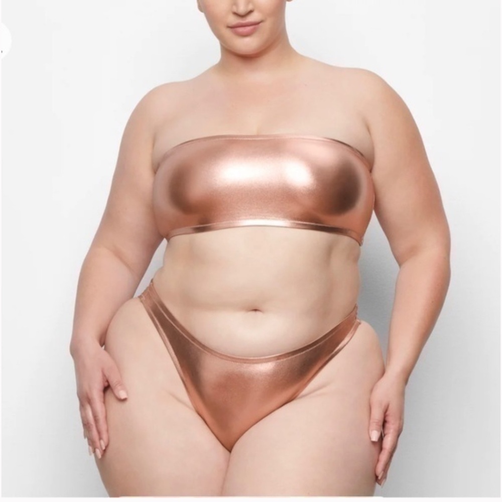 NWT! SKIMS Metallic Swim Bottoms in Penny!